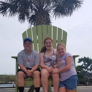 Meet your Posher, Bobbie